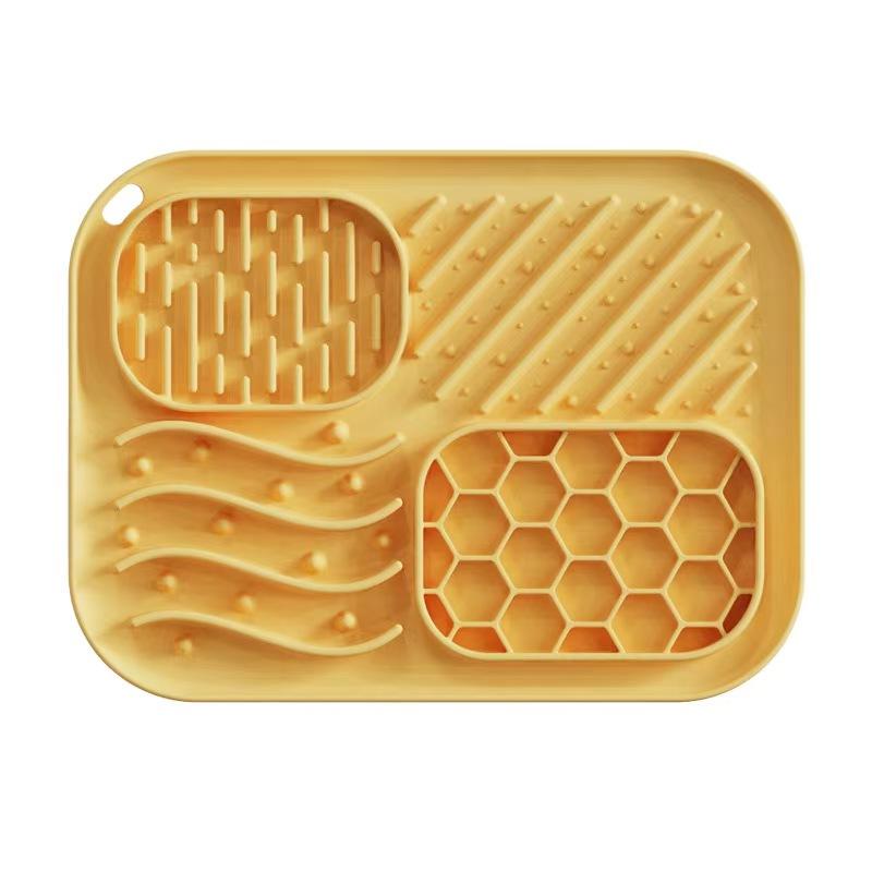 Silicone Suction Lick Mat — Slow Feeder Pad for Dogs & Cats
